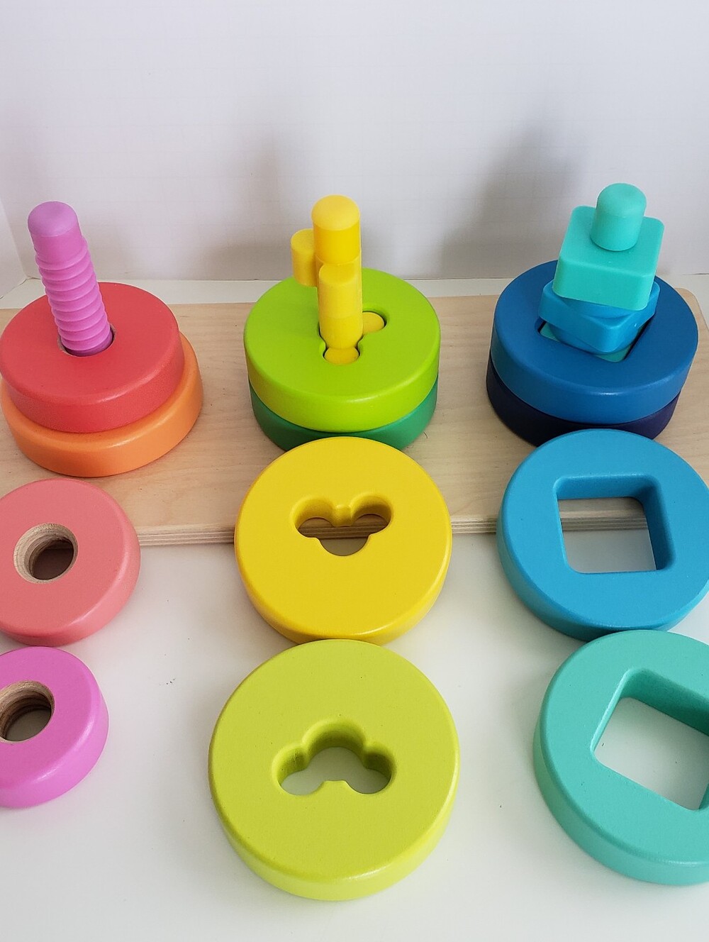 Lovevery Twist and Pivot Wooden Montessori Puzzle